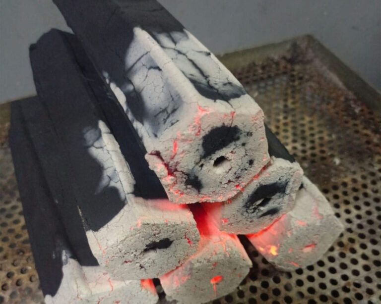 Read more about the article Discover the Power of Sawdust Charcoal